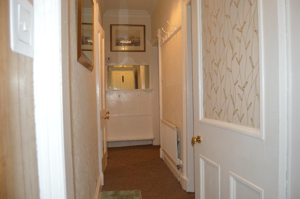 Carnegie Holiday Cottage ดันเฟิร์มลิน ภายนอก รูปภาพ