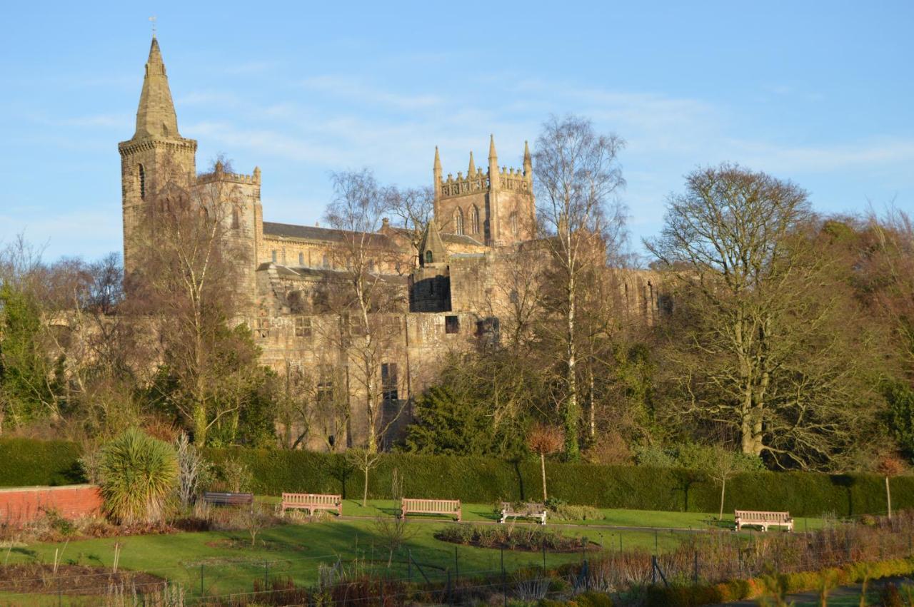 Carnegie Holiday Cottage ดันเฟิร์มลิน ภายนอก รูปภาพ