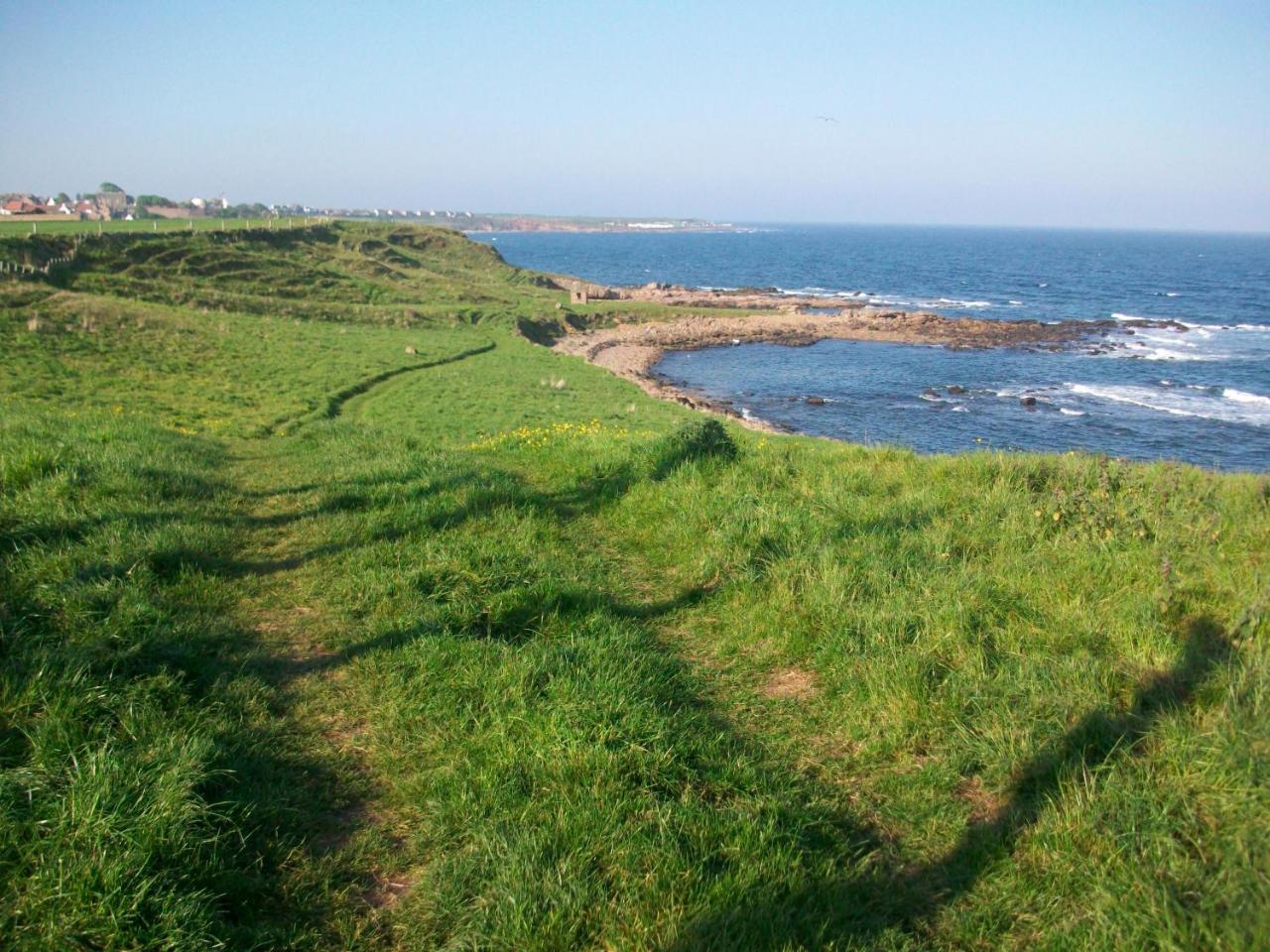 Carnegie Holiday Cottage ดันเฟิร์มลิน ภายนอก รูปภาพ
