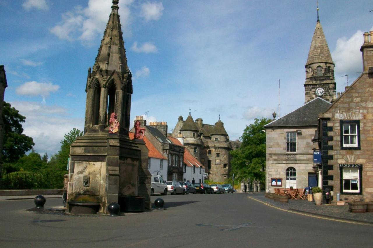 Carnegie Holiday Cottage ดันเฟิร์มลิน ภายนอก รูปภาพ