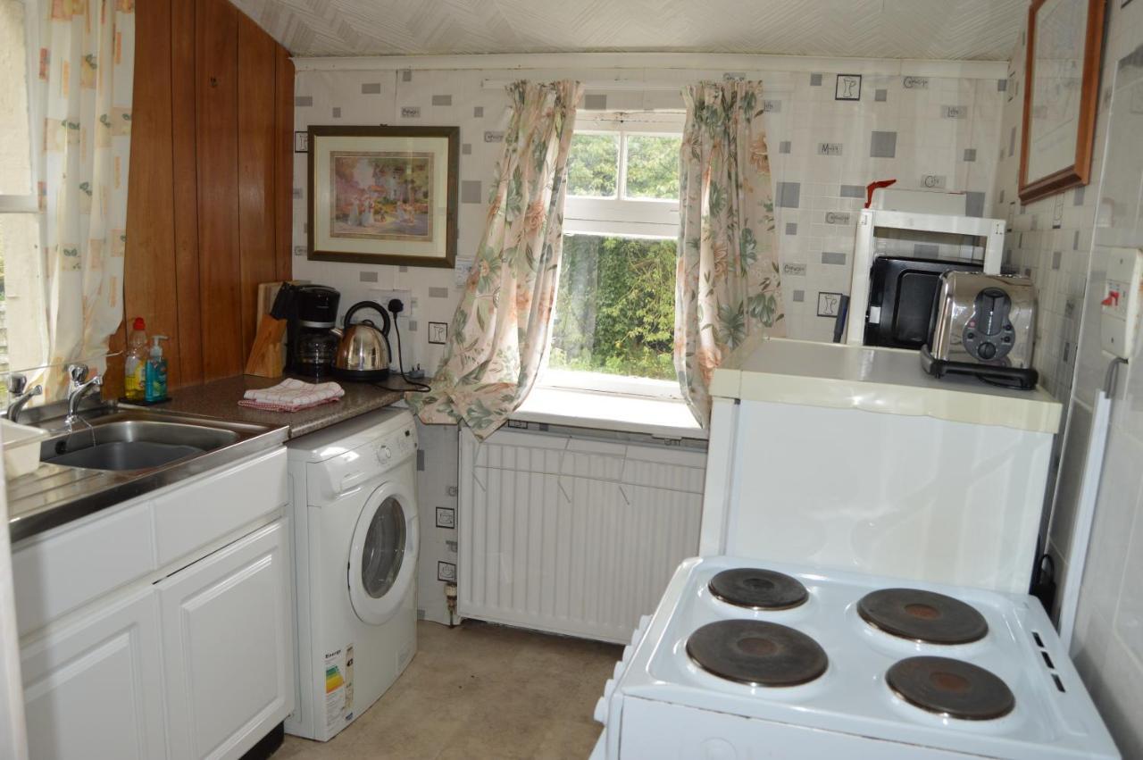 Carnegie Holiday Cottage ดันเฟิร์มลิน ภายนอก รูปภาพ