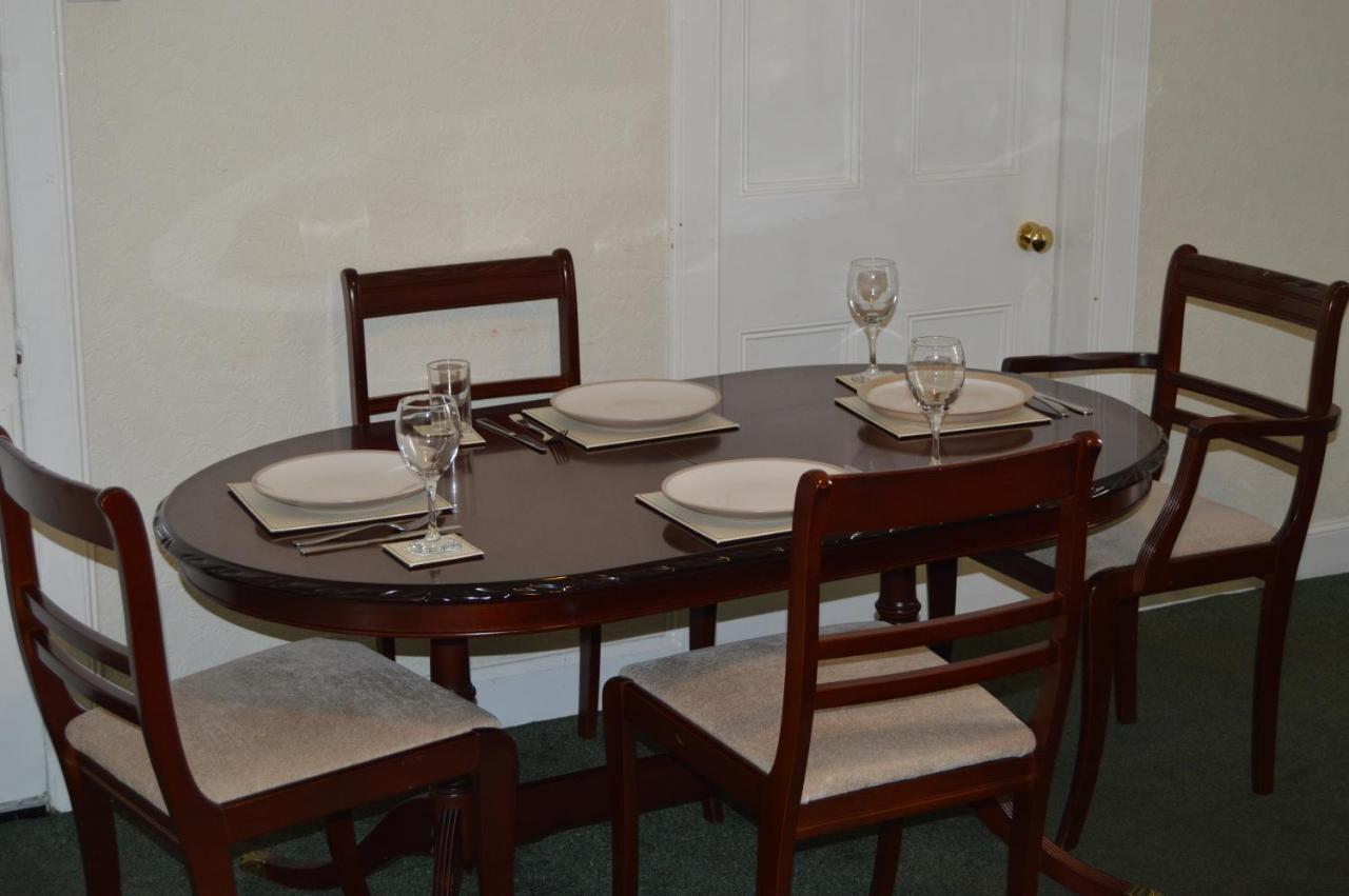 Carnegie Holiday Cottage ดันเฟิร์มลิน ภายนอก รูปภาพ